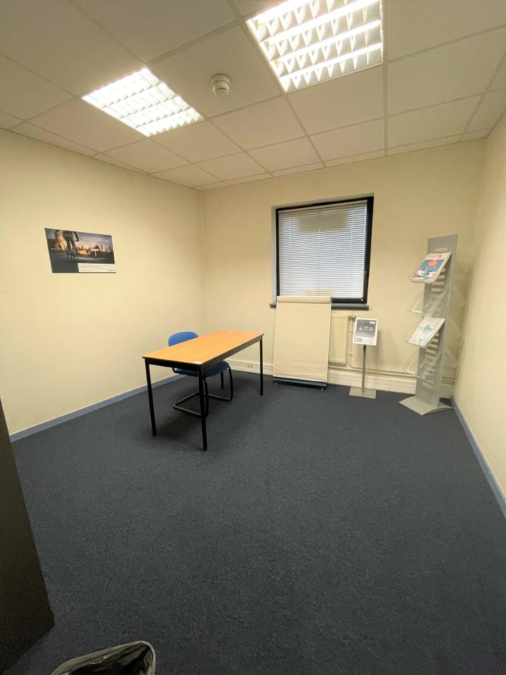 Bureau Ronchin 1620m² Vente bureau Ronchin Nord OVBUR2423742 9